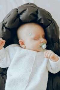 Newborn Sleep with a Pacifier – Safety Tips for Parents